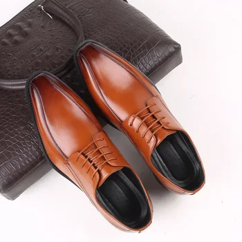Мужская обувь Модные Оксфорды 2023 Осеннее мужское платье Кожаные Оксфорды Вечерние Свадебные Официальные деловые Элегантные мужские туфли