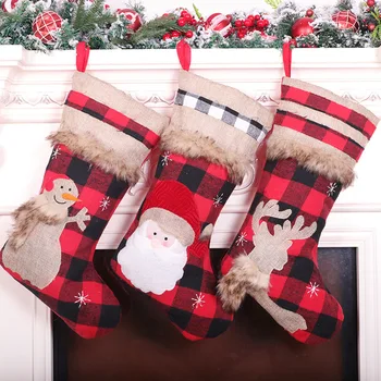 Новые рождественские носки в красную и черную клетку, украшенные большими рождественскими носками, Подвесной подарочный пакет, детские гетры